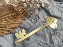 Load image into Gallery viewer, Magic Santa Key cutout